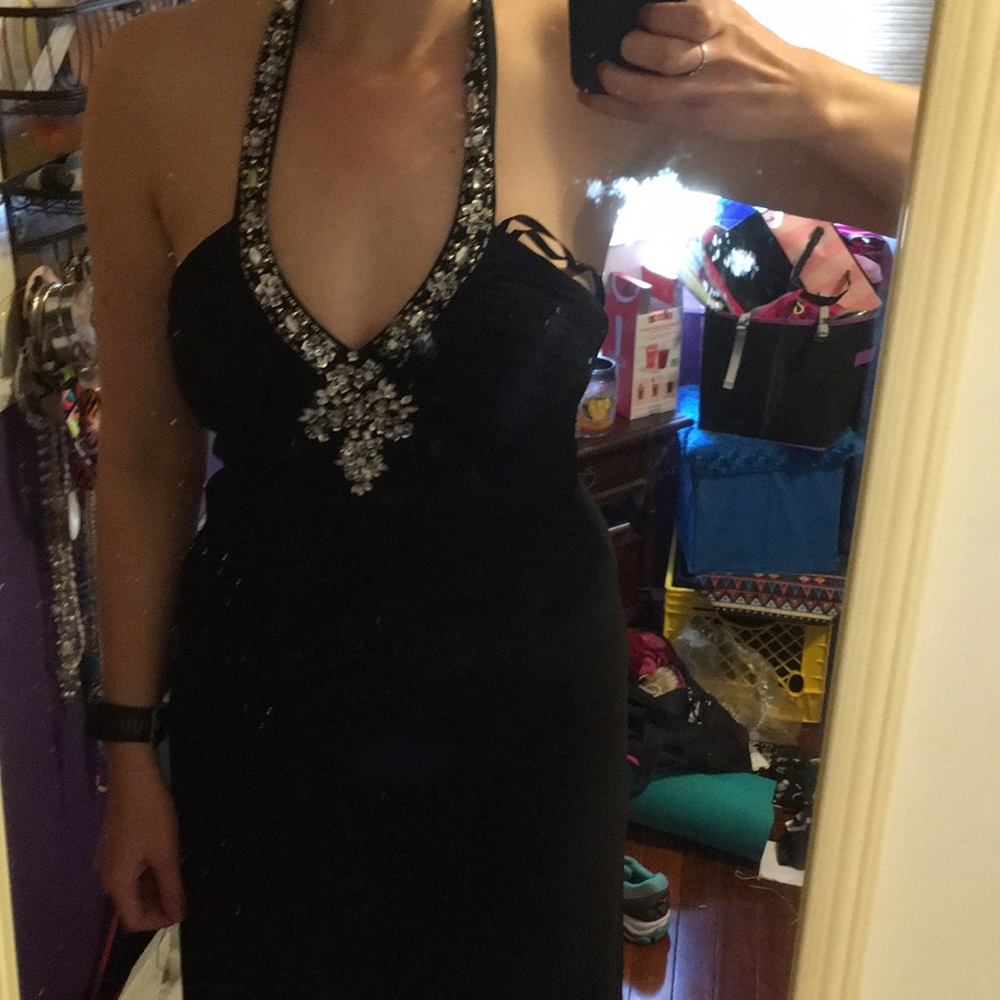 IM MOVING! Black jeweled dress. Betsy e Adam